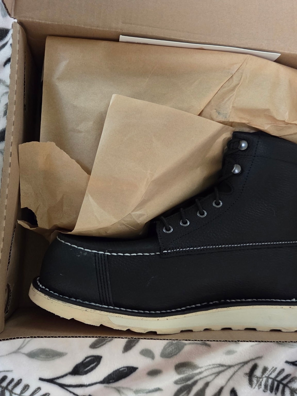 Red Wing Size 13 Black Irish Setter  Work Boots - Picture 4 of 14